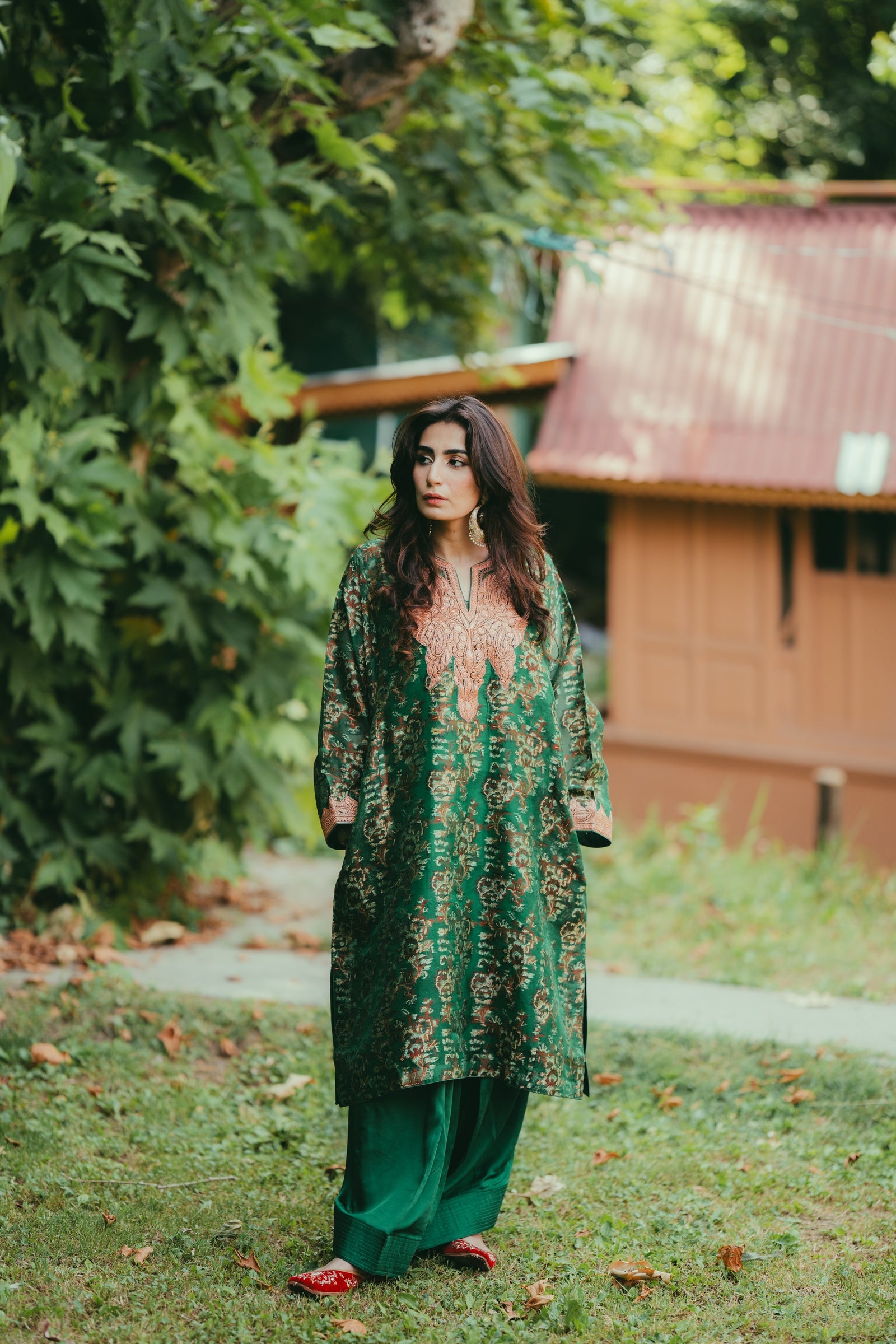 Green Jamdani Organza Phiran with Rose Gold Tilla