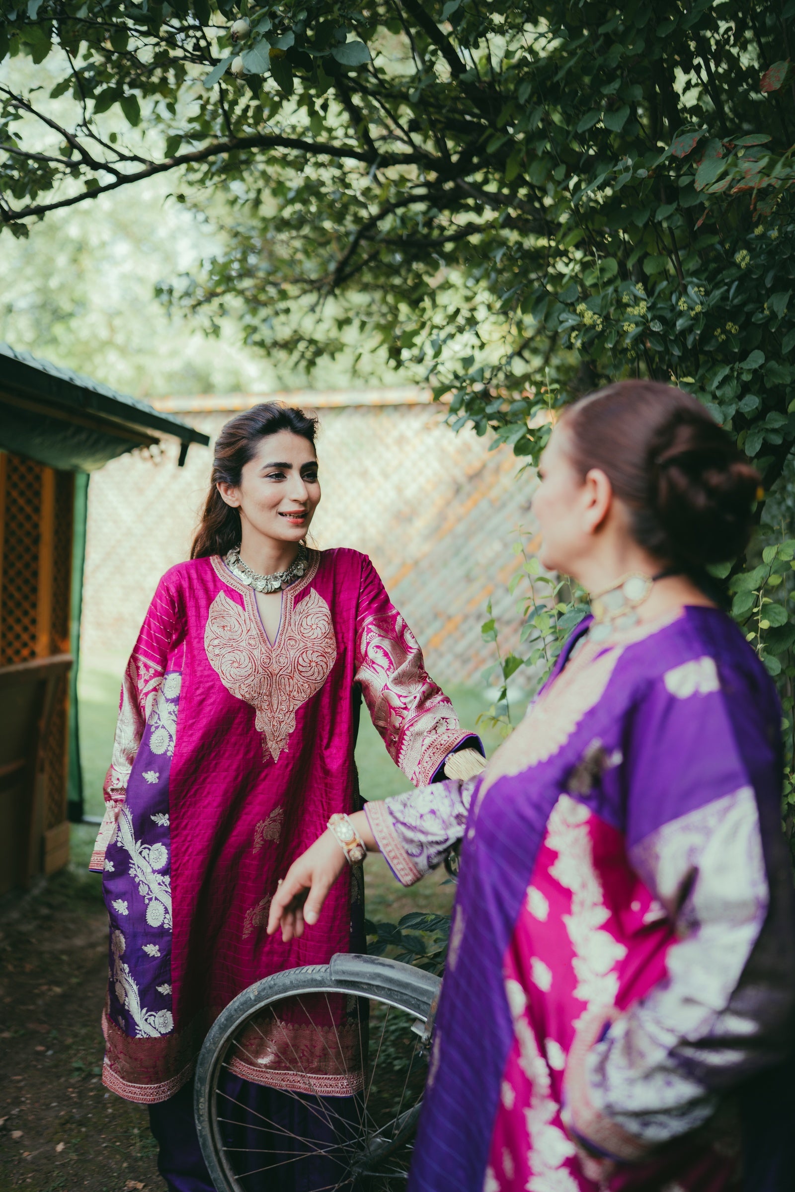 Dual-Tone Banarasi Zari Phiran with Farshi Salwar