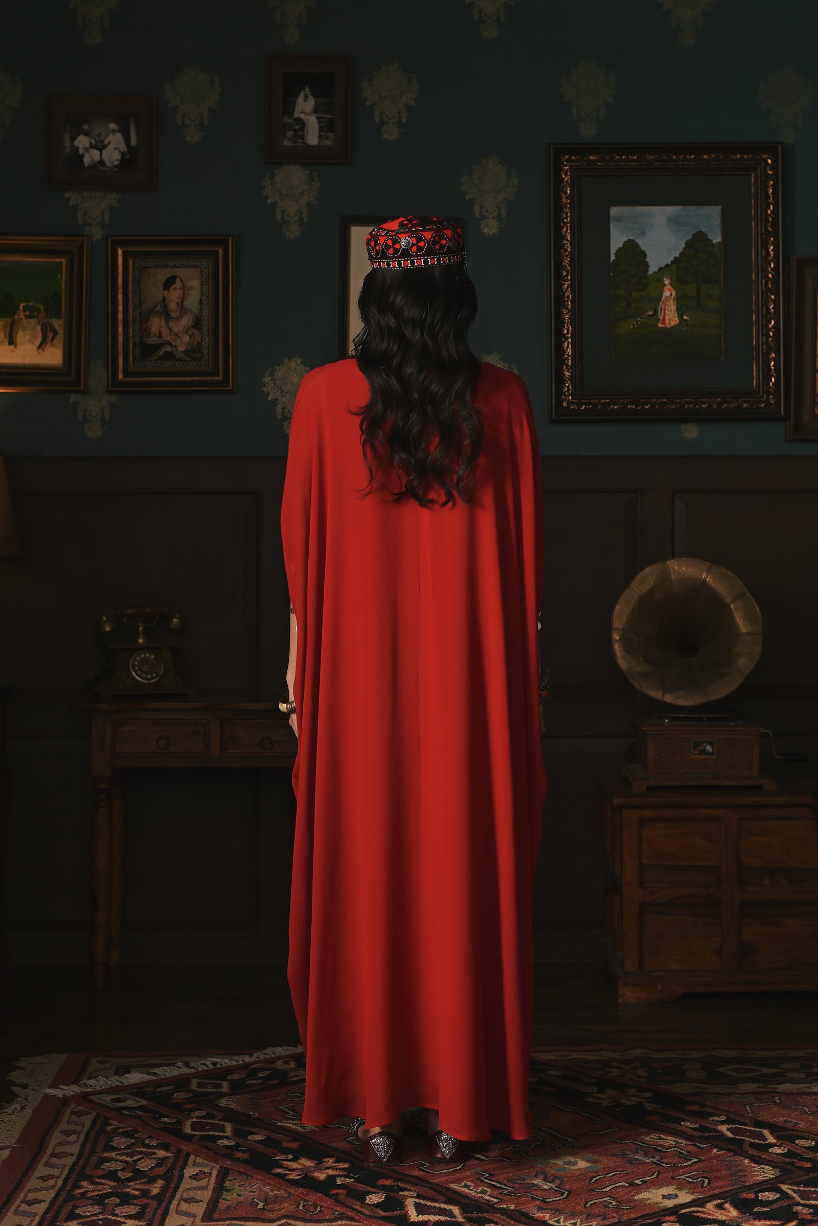 Red Kaftan
