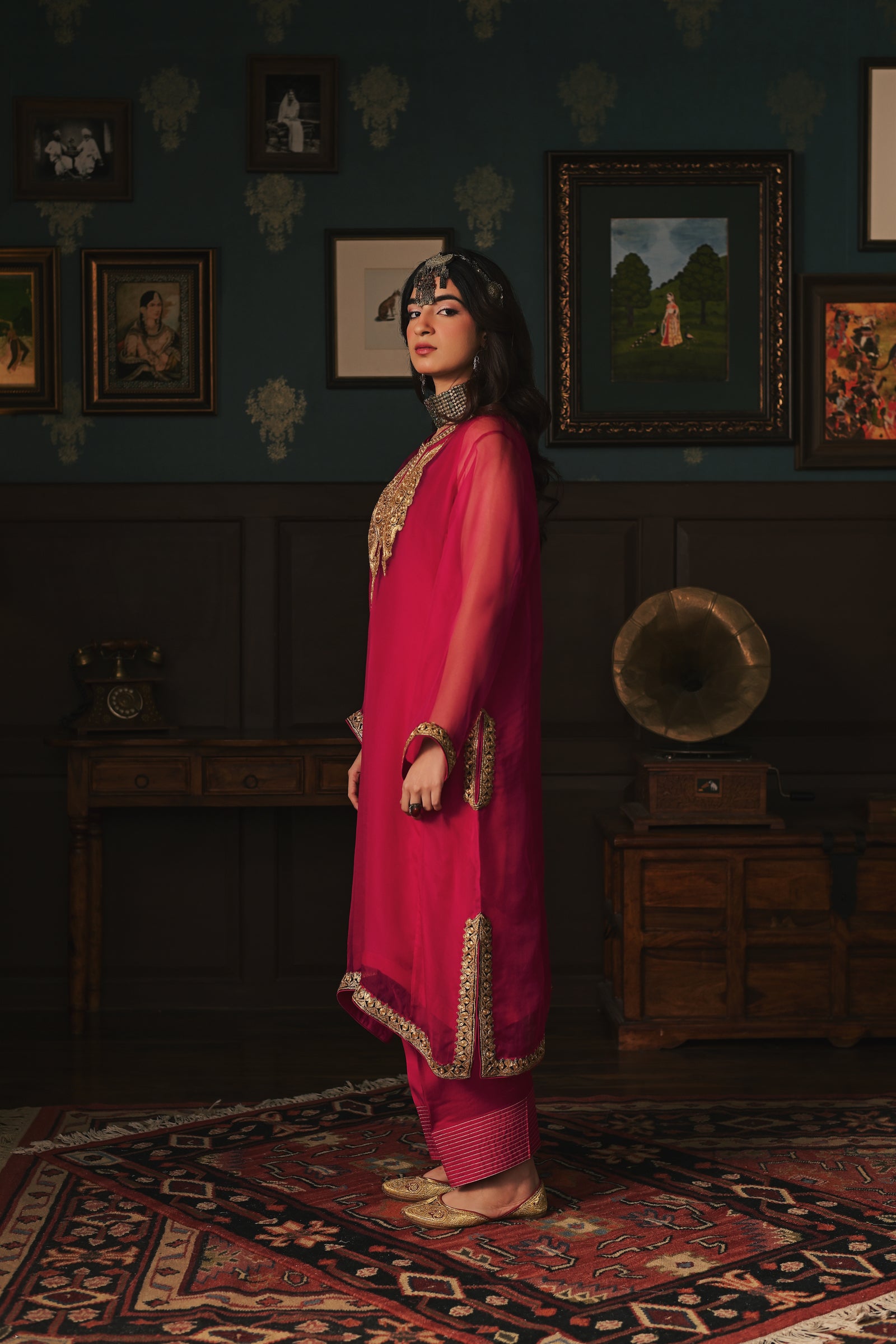 Rani Pink Tilla Phiran Set