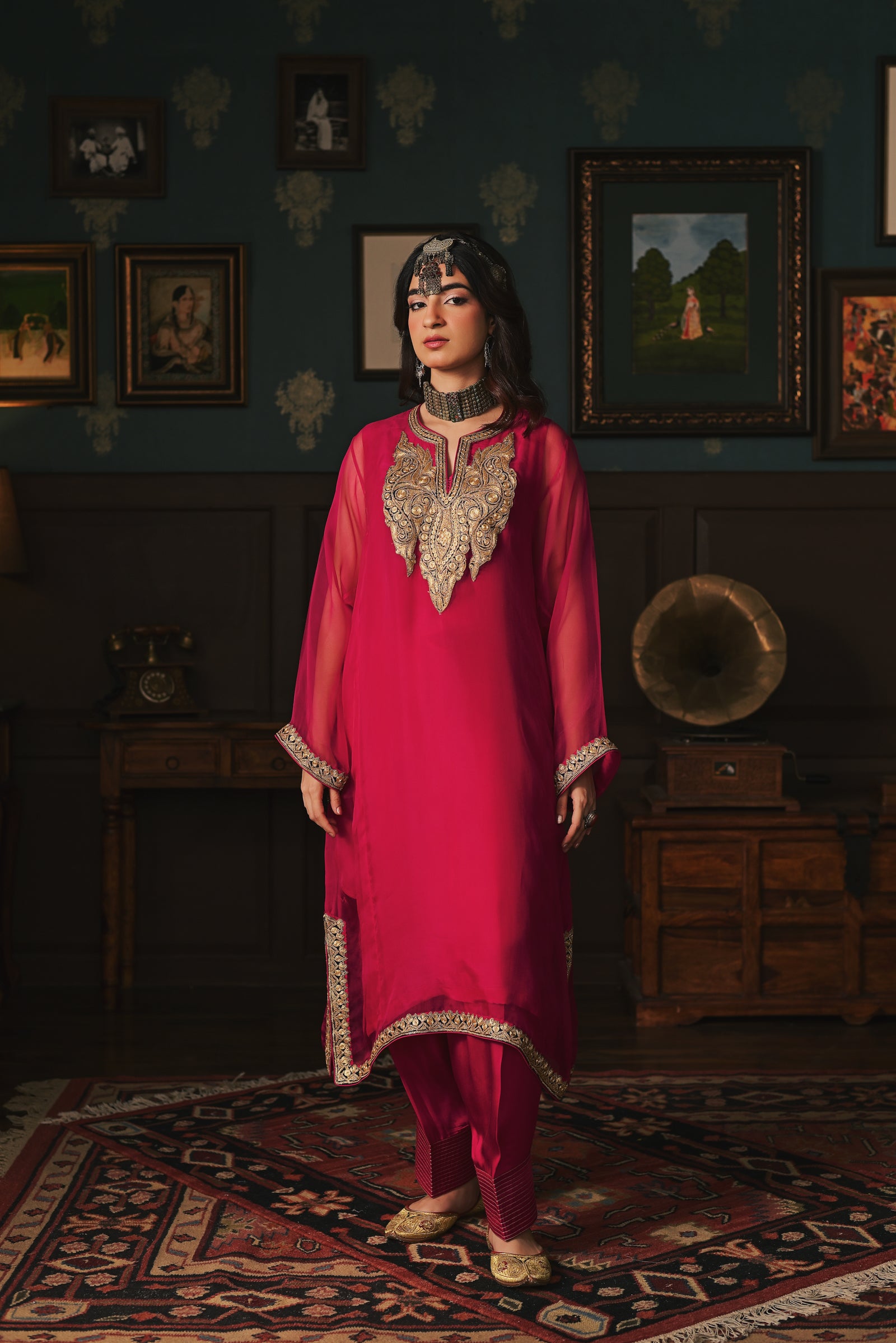 Rani Pink Tilla Phiran Set