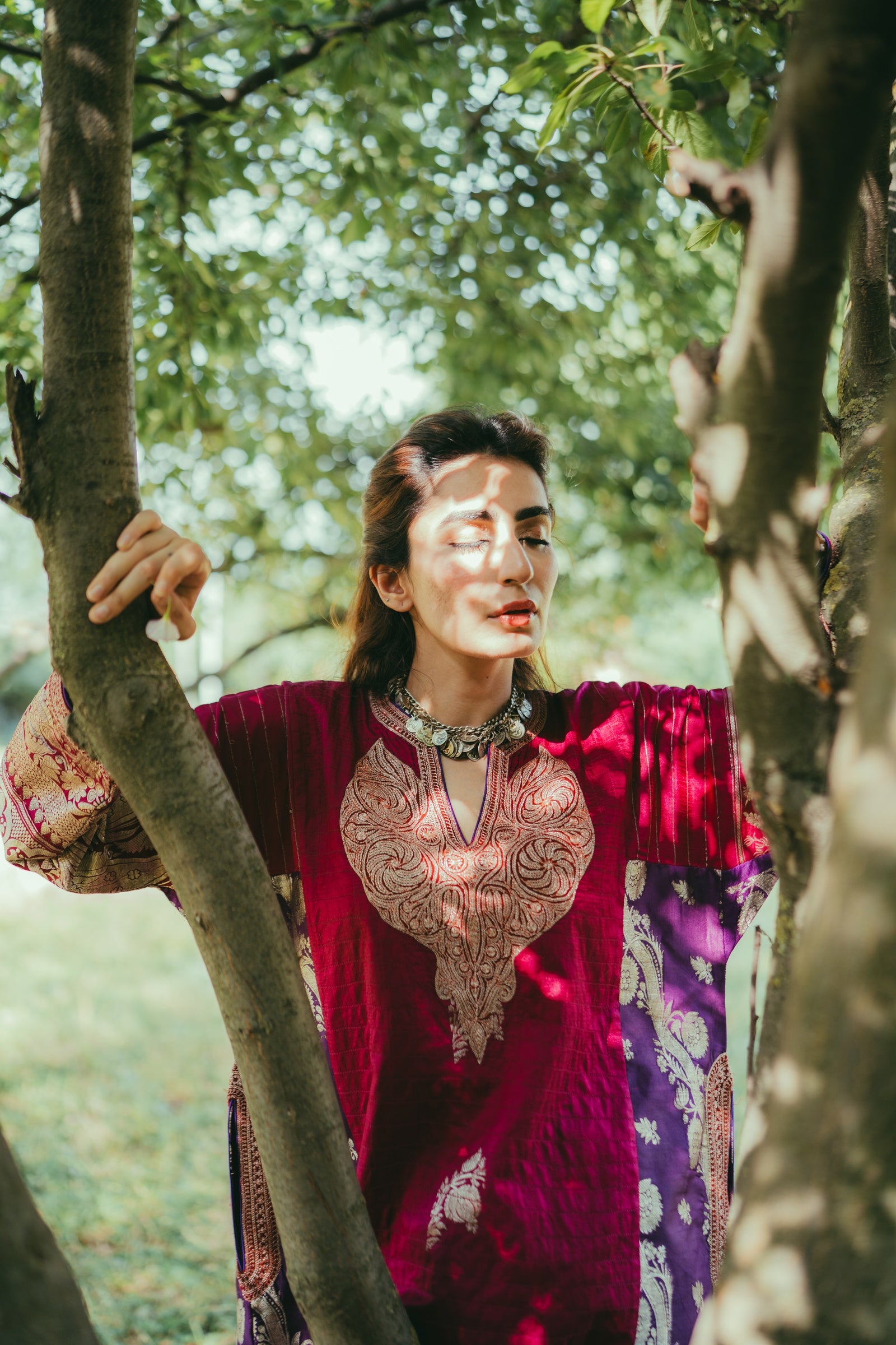 Dual-Tone Banarasi Zari Phiran with Farshi Salwar