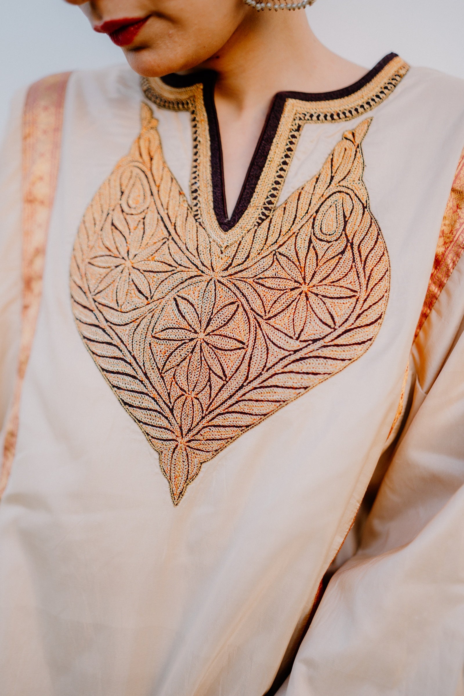 Banarasi Phiran Set with Rose Gold Tilla