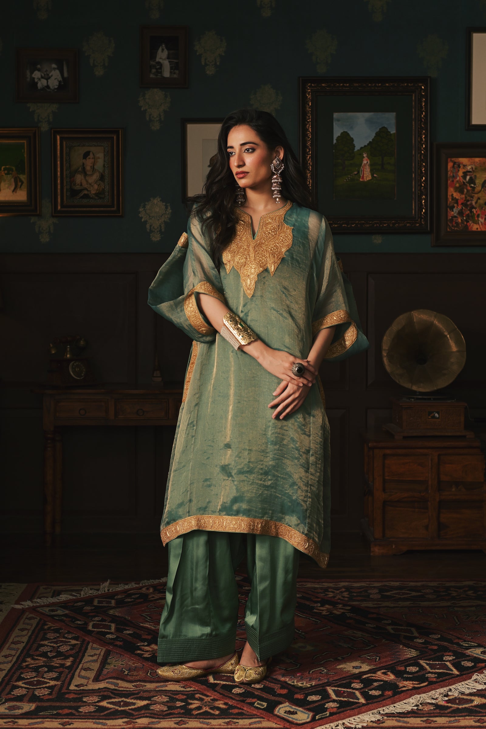 Khurabdar Phiran Set